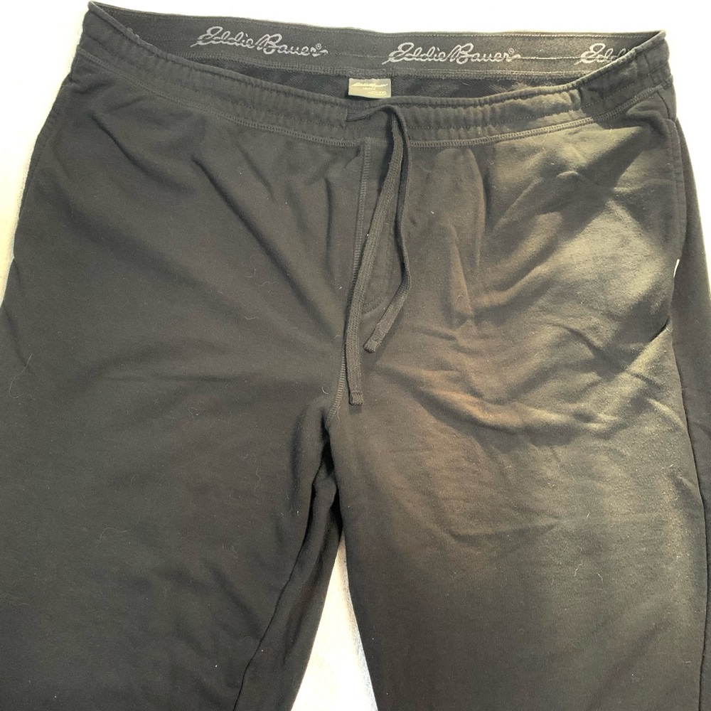 Men’s Eddie Bauer fleece jogging pants